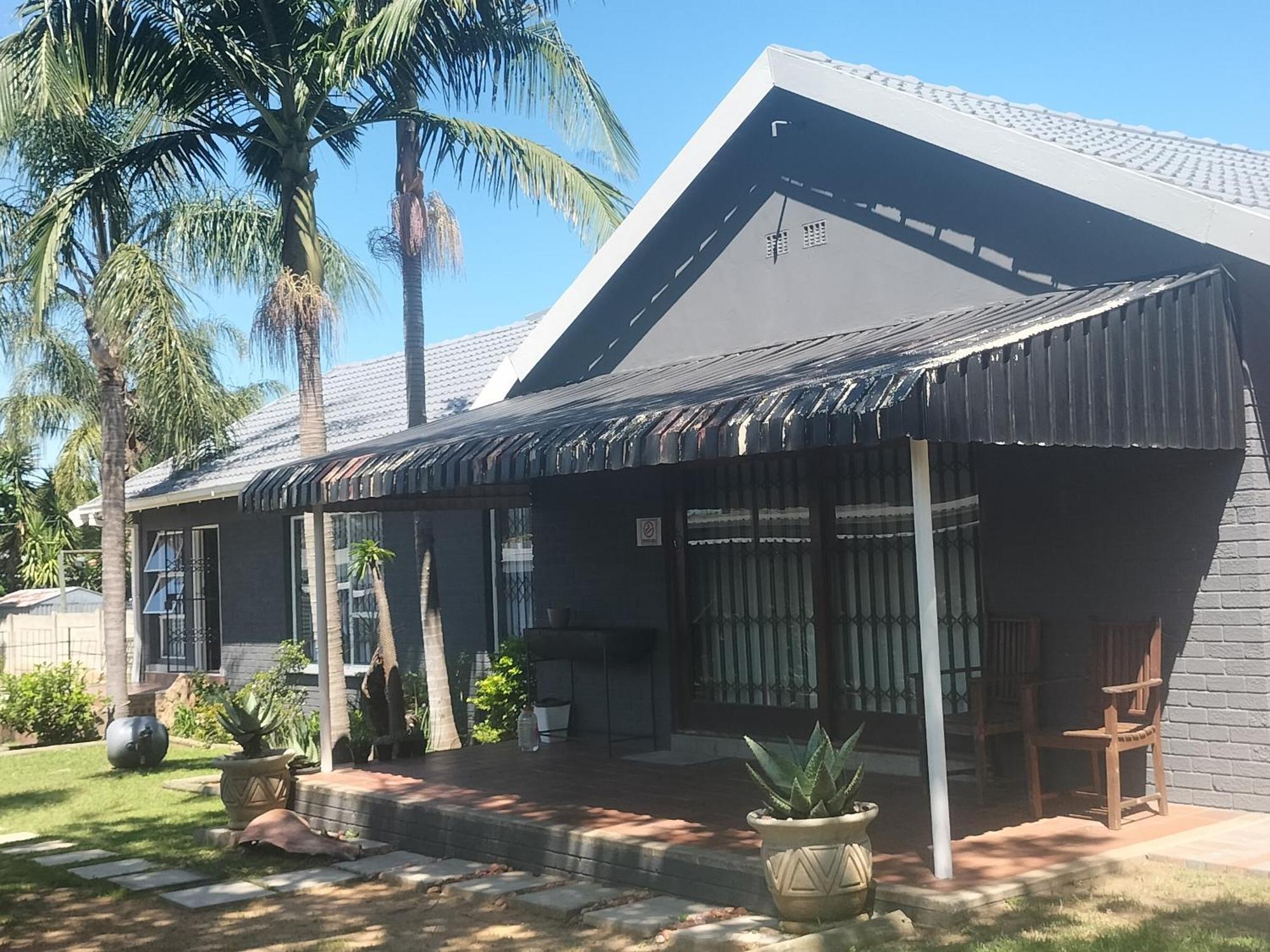 Homestay In & Out Overnight Newcastle